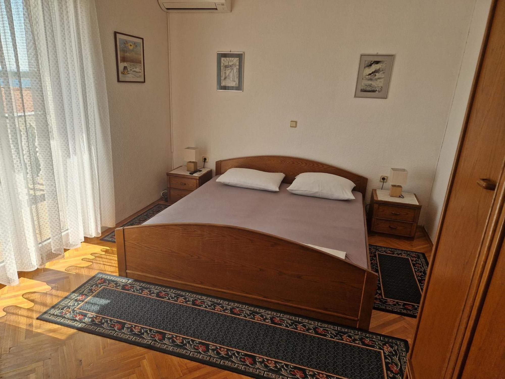 Apartments Vuksan Rab Town Ngoại thất bức ảnh