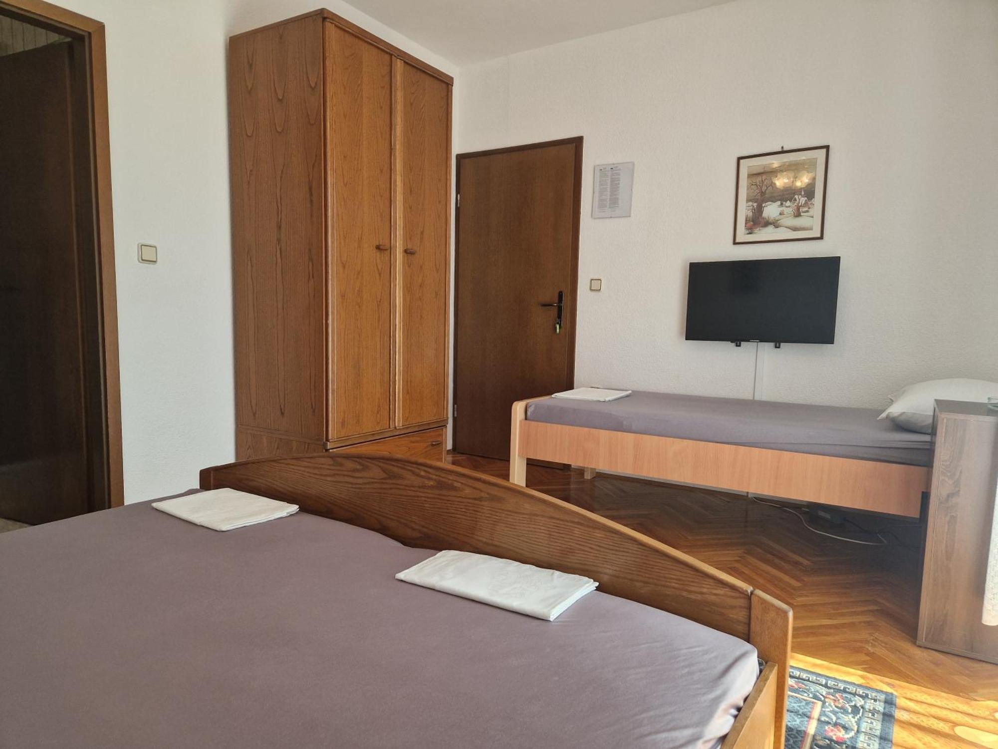 Apartments Vuksan Rab Town Phòng bức ảnh